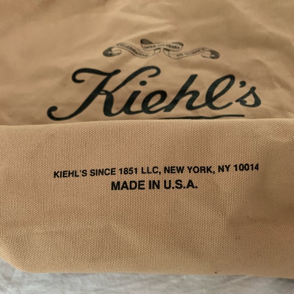 Kiehl’s Reusable store bag don’t believe ever used was in my closet - Picture 3 of 5